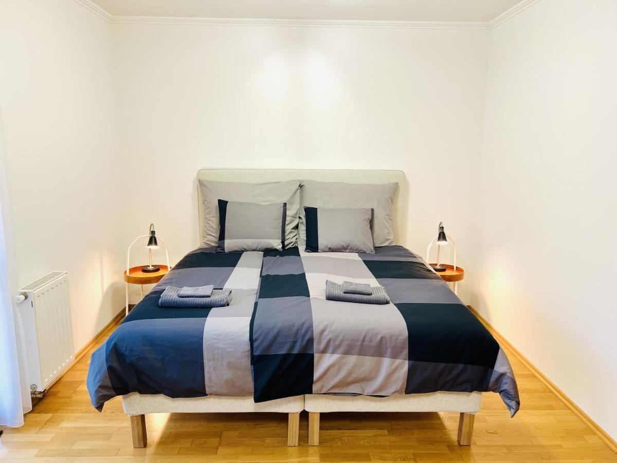 Villa Szofia Veszprem Apartments Екстериор снимка