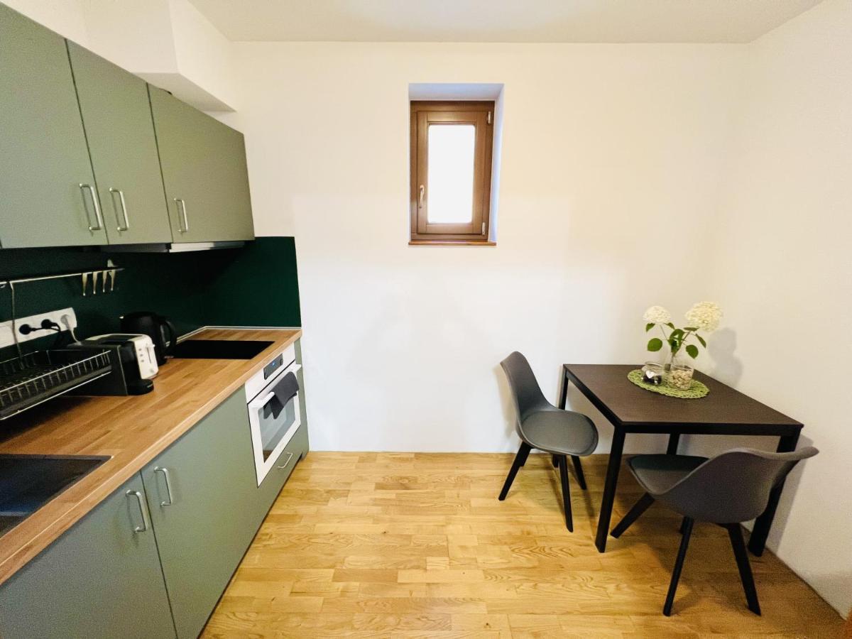 Villa Szofia Veszprem Apartments Екстериор снимка